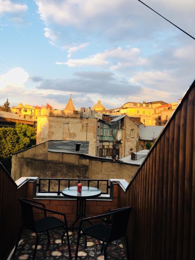 Beautiful Apartment On Atoneli Tbilisi Ngoại thất bức ảnh